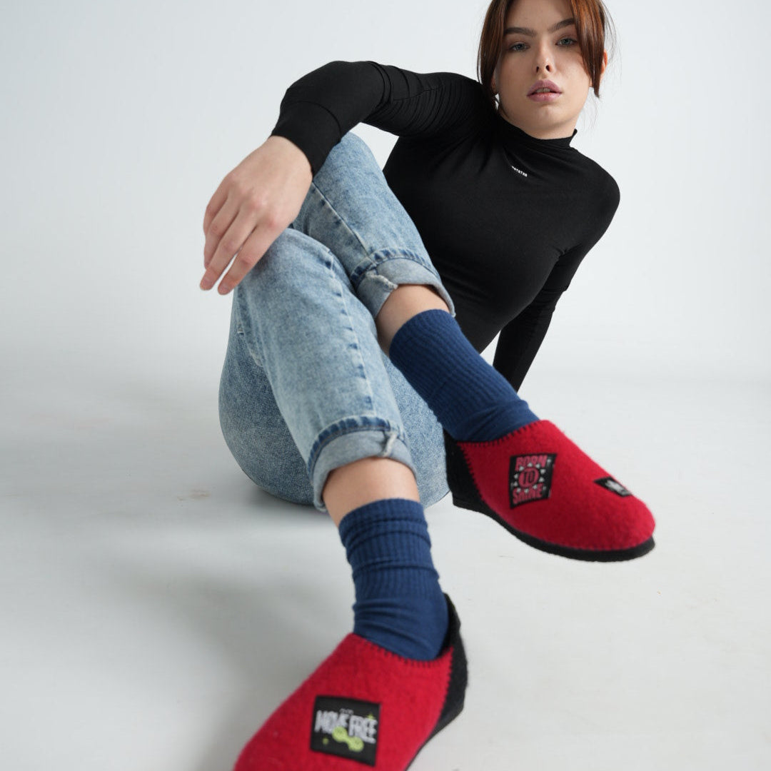 For Minimal Fashion Lovers: Add a Pop with Nova
